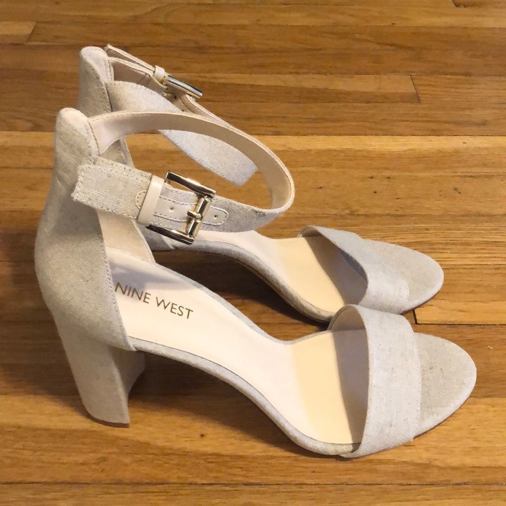 Brand New Nine West chunky heel